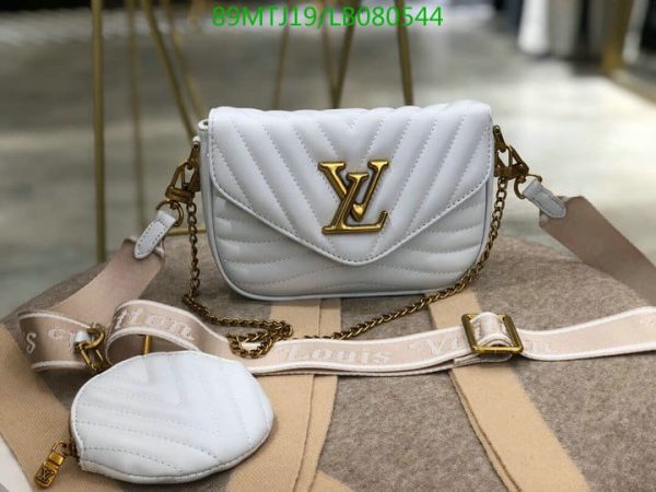 Louis Vuitton AAA+ Replica New Wave Multi Pochette Quilted Leather Bag LB08054452679