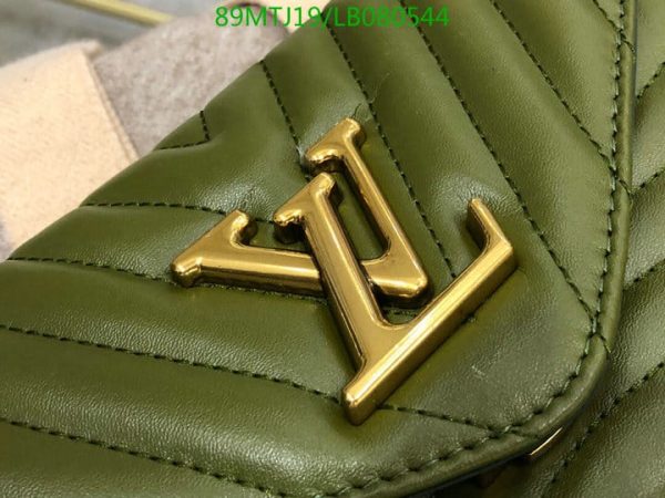 Louis Vuitton AAA+ Replica New Wave Multi Pochette Quilted Leather Bag LB08054452679