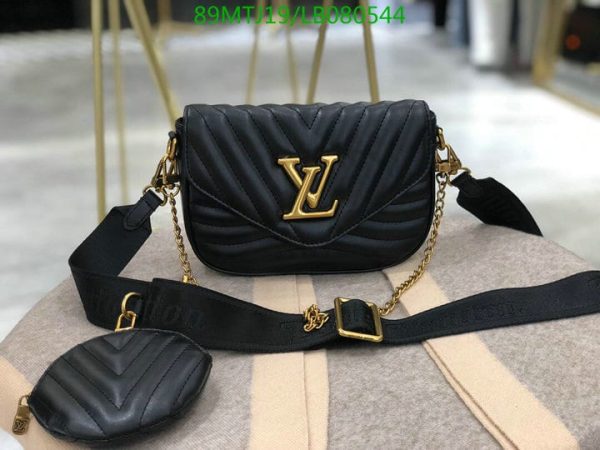 Louis Vuitton AAA+ Replica New Wave Multi Pochette Quilted Leather Bag LB08054452679