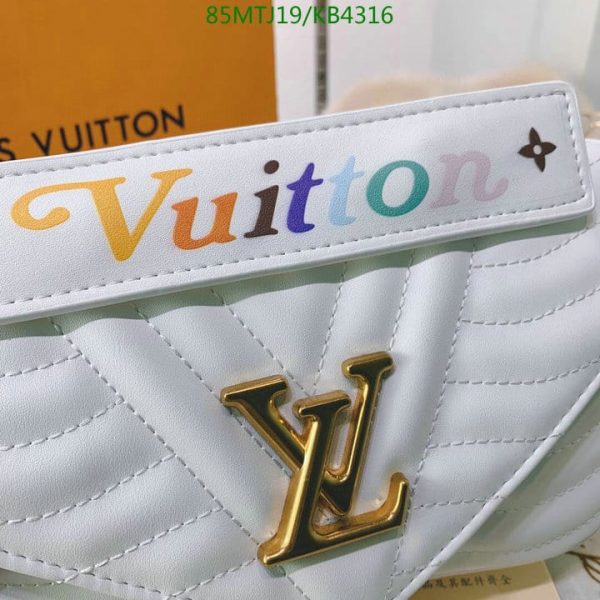 Louis Vuitton AAA+ Replica New Wave Shoulder Bag KB43165432987