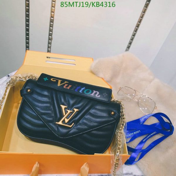 Louis Vuitton AAA+ Replica New Wave Shoulder Bag KB43165432987