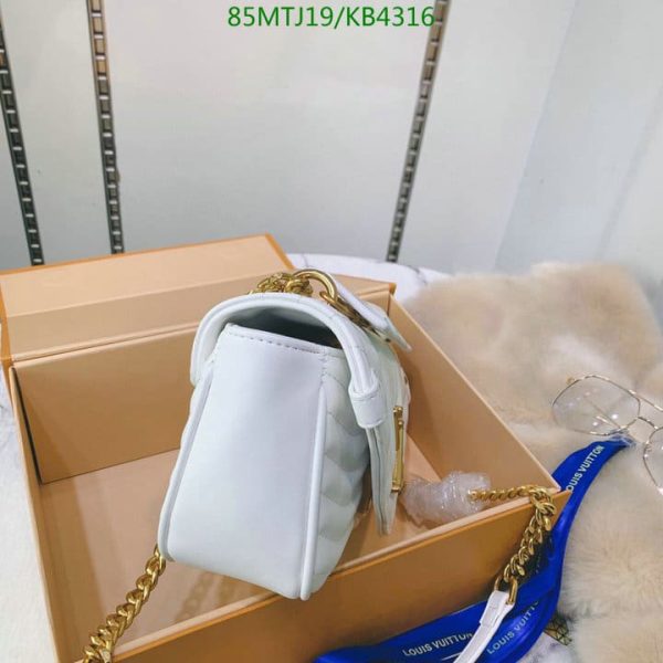 Louis Vuitton AAA+ Replica New Wave Shoulder Bag KB43165432987