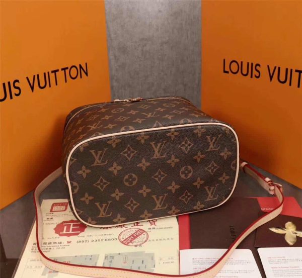 Louis Vuitton AAA+ Replica Nice BB Toiletry Pouch Bag LB06010282346