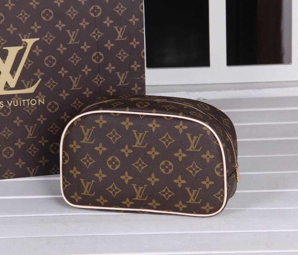 Louis Vuitton AAA+ Replica Nice Nano Toiletry Pouch LB07188950786