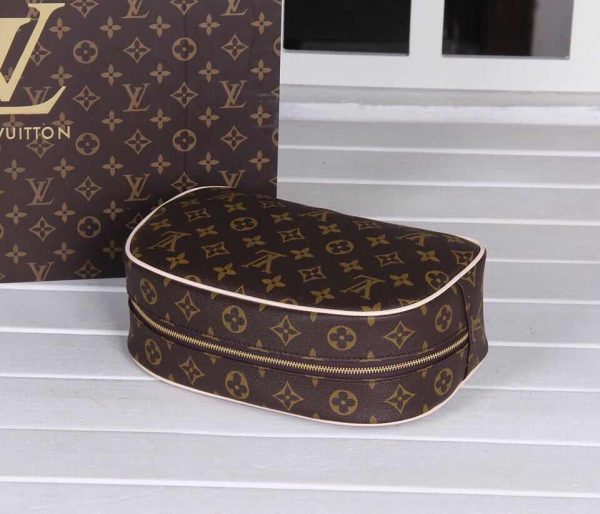 Louis Vuitton AAA+ Replica Nice Nano Toiletry Pouch LB07188950786