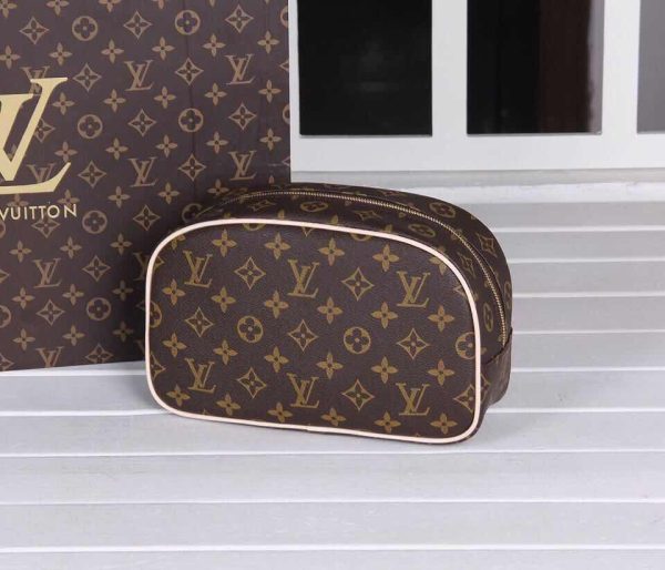 Louis Vuitton AAA+ Replica Nice Nano Toiletry Pouch LB07188950786