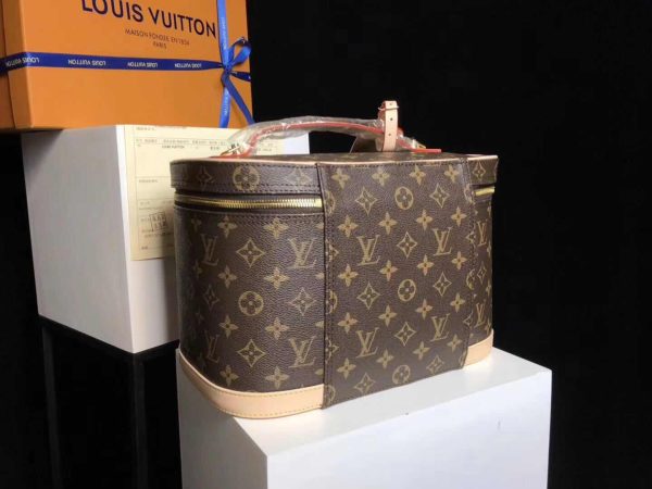 Louis Vuitton AAA+ Replica Nice Vanity Bag Cosmetic Case LB06010387219