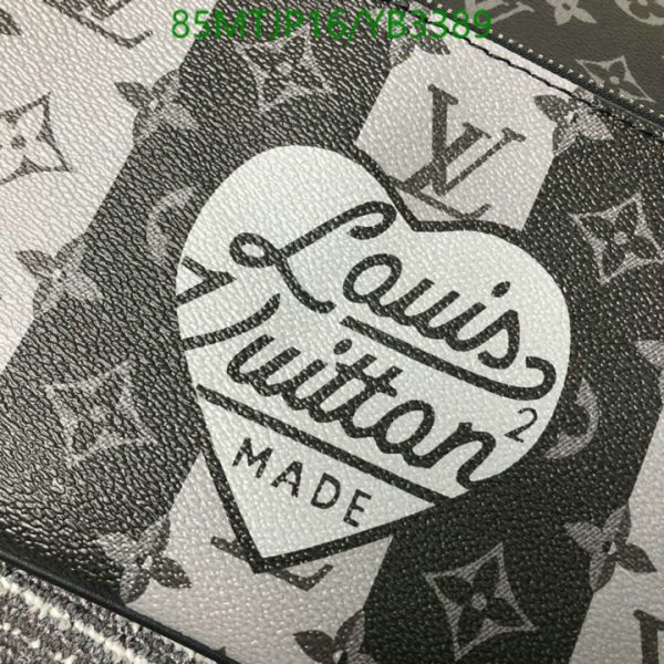 Louis Vuitton AAA+ Replica Nigo Trio Messenger Bag YB33898963547