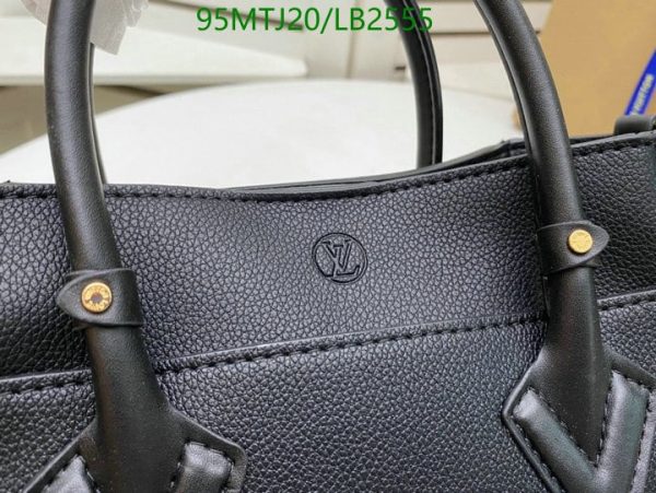 Louis Vuitton AAA+ Replica On My Side MM Shoulder Bag LB25554785236