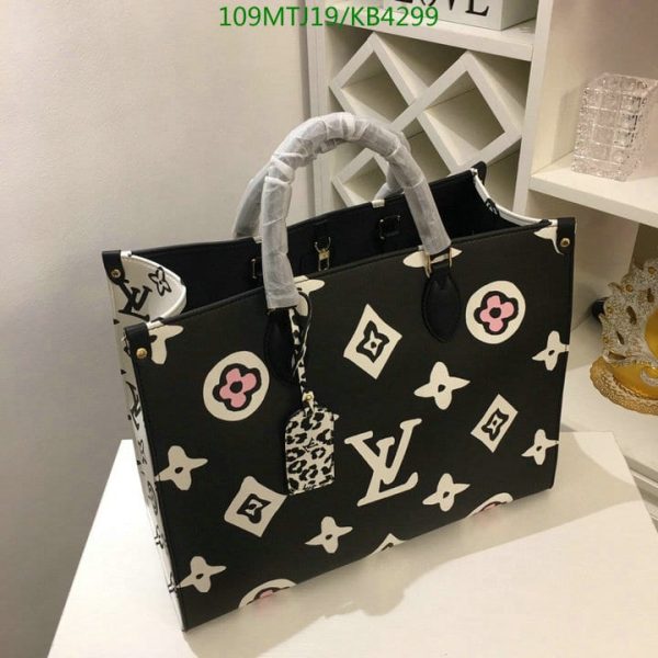 Louis Vuitton AAA+ Replica OnTheGo GM Bag KB42993474917