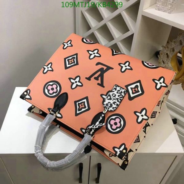 Louis Vuitton AAA+ Replica OnTheGo GM Bag KB42993474917