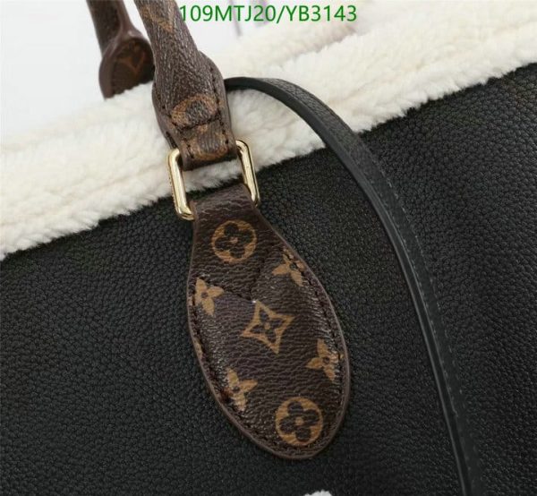 Louis Vuitton AAA+ Replica OnTheGo Tote Leather and Teddy Shearling GM Bag YB31438963214