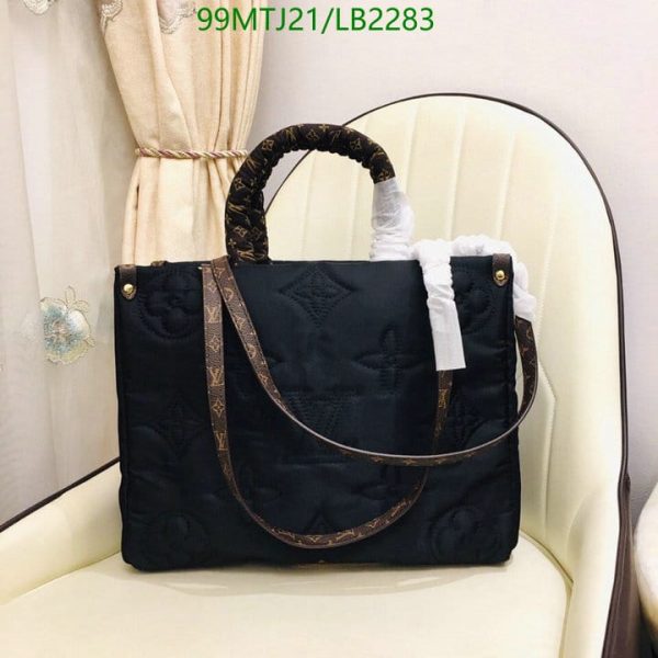 Louis Vuitton AAA+ Replica Onthego GM Hand Bag LB22838963886