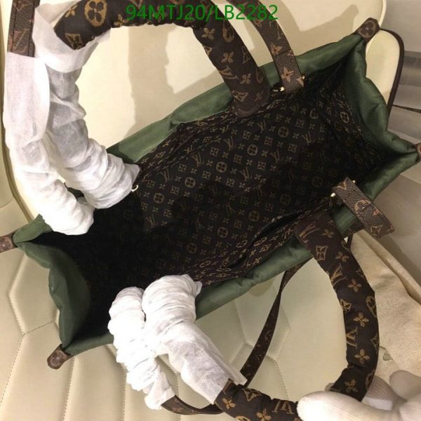 Louis Vuitton AAA+ Replica Onthego GM Tote Bag LB22825987436