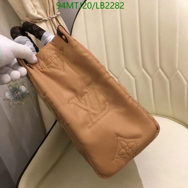 Louis Vuitton AAA+ Replica Onthego GM Tote Bag LB22825987436