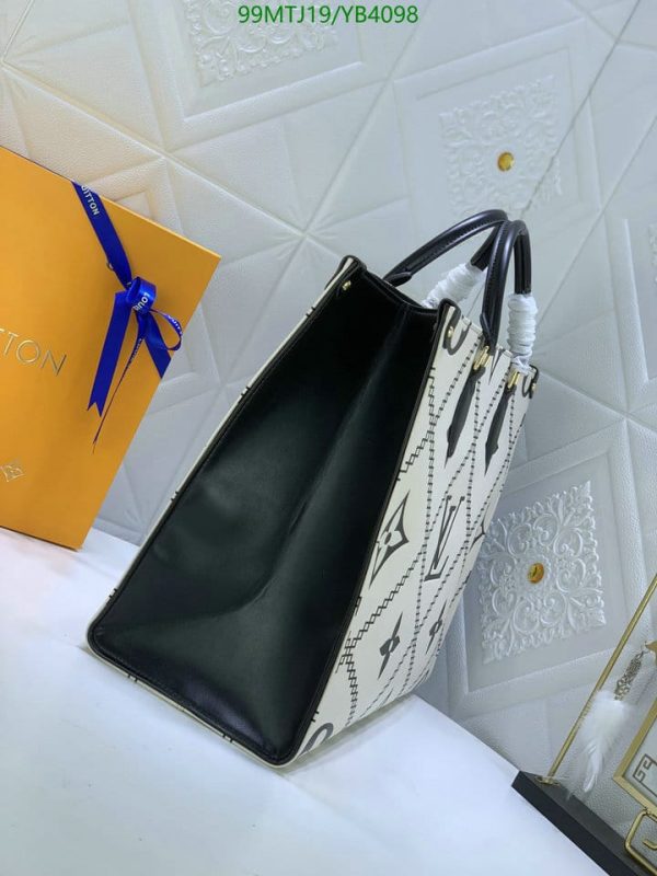 Louis Vuitton AAA+ Replica Onthego MM YB40984520168