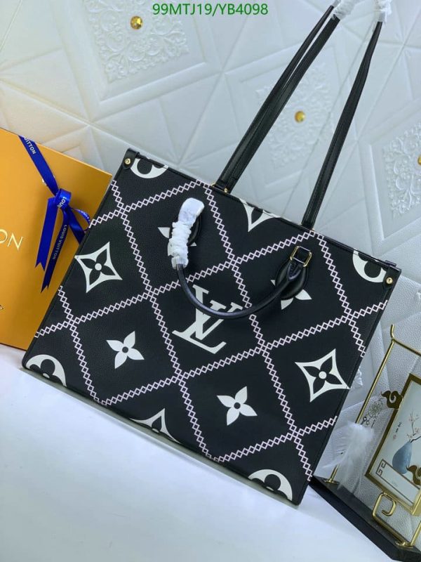 Louis Vuitton AAA+ Replica Onthego MM YB40984520168