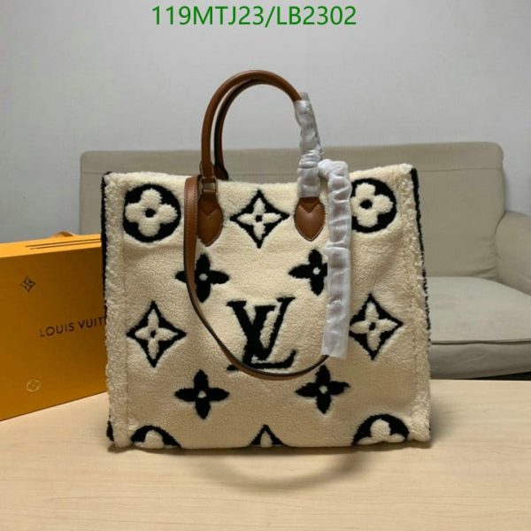 Louis Vuitton AAA+ Replica Onthego Teddy Fleece Tote Bag LB23025698712