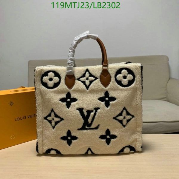 Louis Vuitton AAA+ Replica Onthego Teddy Fleece Tote Bag LB23025698712