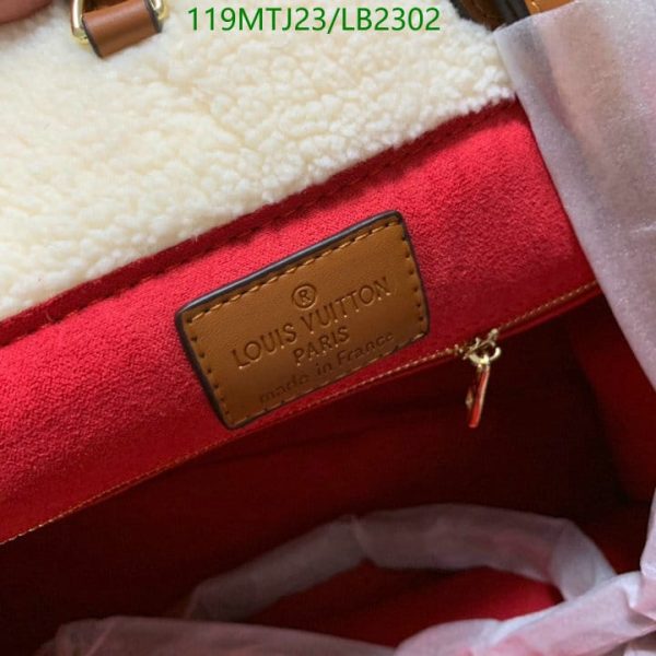 Louis Vuitton AAA+ Replica Onthego Teddy Fleece Tote Bag LB23025698712