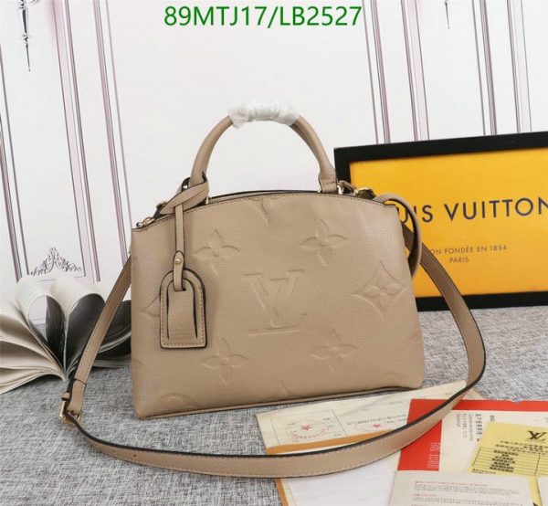 Louis Vuitton AAA+ Replica Petit Palais Handbag LB25275963147