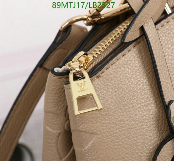 Louis Vuitton AAA+ Replica Petit Palais Handbag LB25275963147