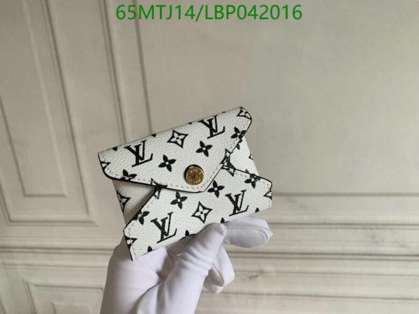 Louis Vuitton AAA+ Replica Pochette Kirigami Bag LBP0420167016