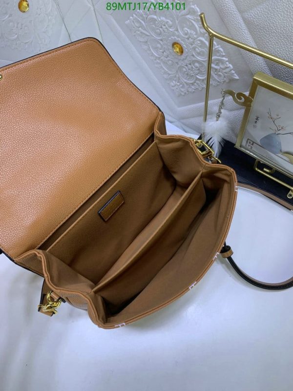 Louis Vuitton AAA+ Replica Pochette Metis Bag YB41017512340