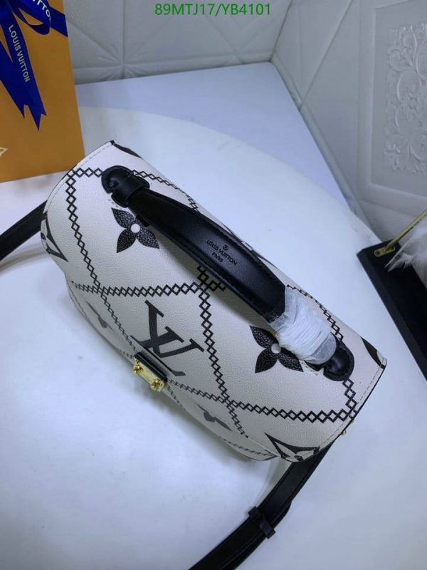 Louis Vuitton AAA+ Replica Pochette Metis Bag YB41017512340