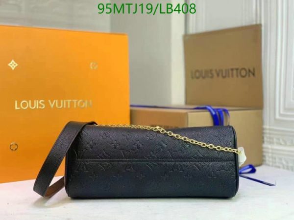 Louis Vuitton AAA+ Replica Pochette Metis in Black LB40884356908