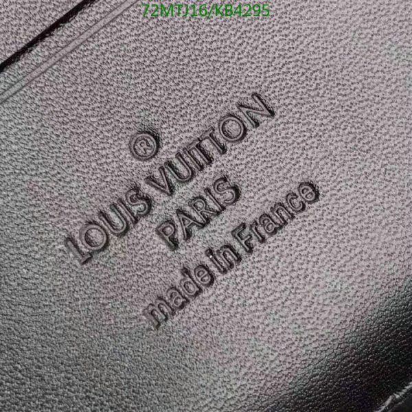 Louis Vuitton AAA+ Replica Pochette Volga Backpack KB42955724368