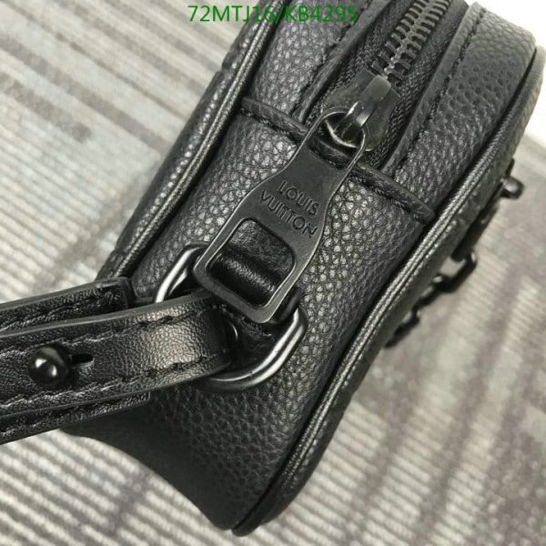 Louis Vuitton AAA+ Replica Pochette Volga Backpack KB42955724368