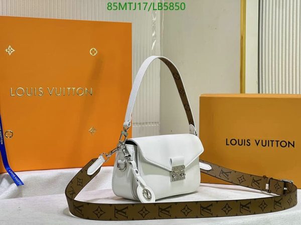 Louis Vuitton AAA+ Replica Pochette Voyage Mm LB58508501476