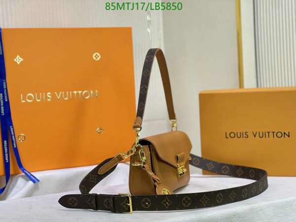 Louis Vuitton AAA+ Replica Pochette Voyage Mm LB58508501476