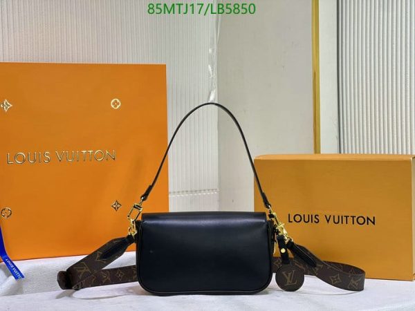 Louis Vuitton AAA+ Replica Pochette Voyage Mm LB58508501476