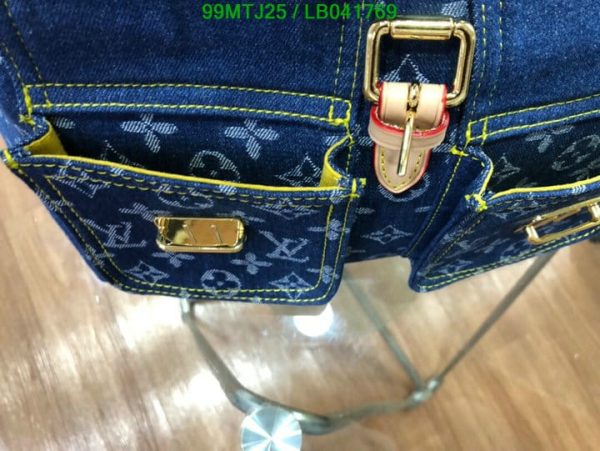 Louis Vuitton AAA+ Replica Blue Leather Backpack LB04176958703