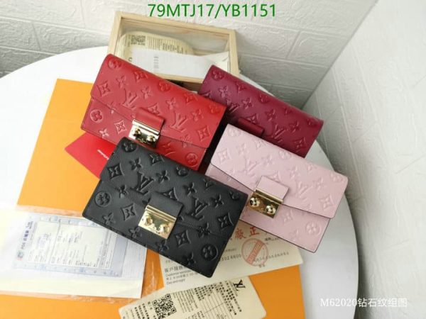 Louis Vuitton AAA+ Replica Leather Handbag In Red YB11516543789