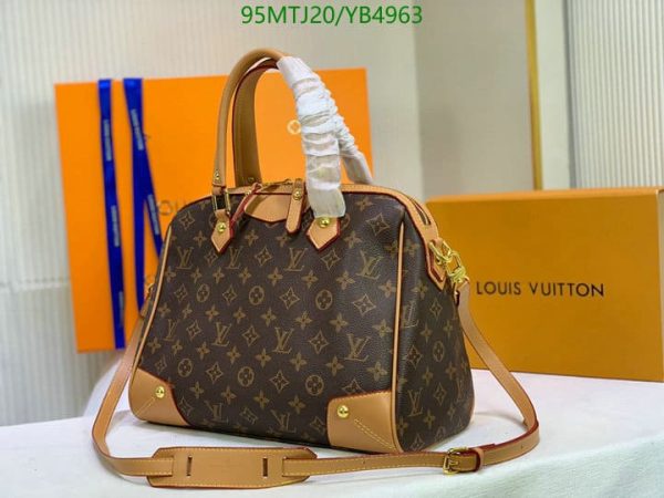 Louis Vuitton AAA+ Replica Retiro PM Bag YB49634367893