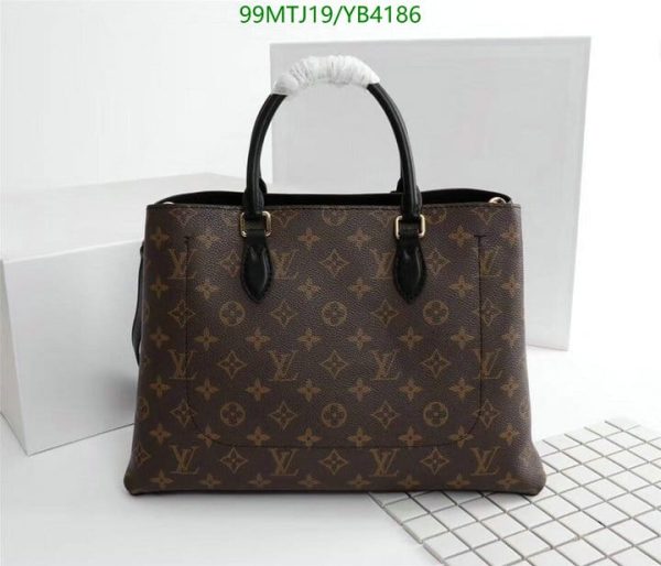 Louis Vuitton AAA+ Replica Sag Plat BB Bag YB41868574123