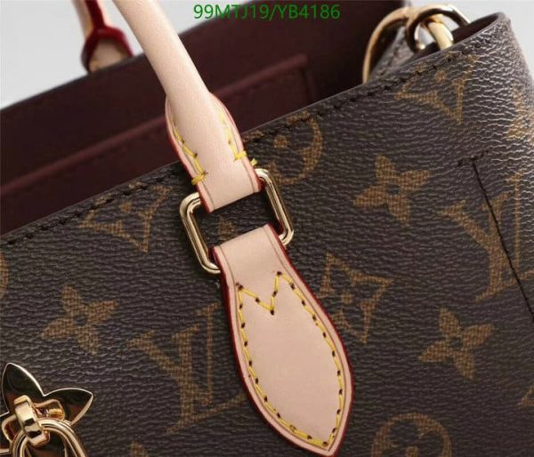 Louis Vuitton AAA+ Replica Sag Plat BB Bag YB41868574123