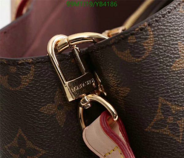 Louis Vuitton AAA+ Replica Sag Plat BB Bag YB41868574123