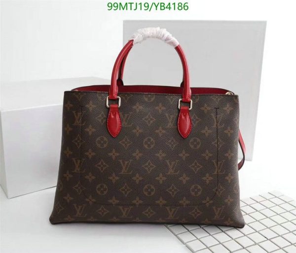 Louis Vuitton AAA+ Replica Sag Plat BB Bag YB41868574123