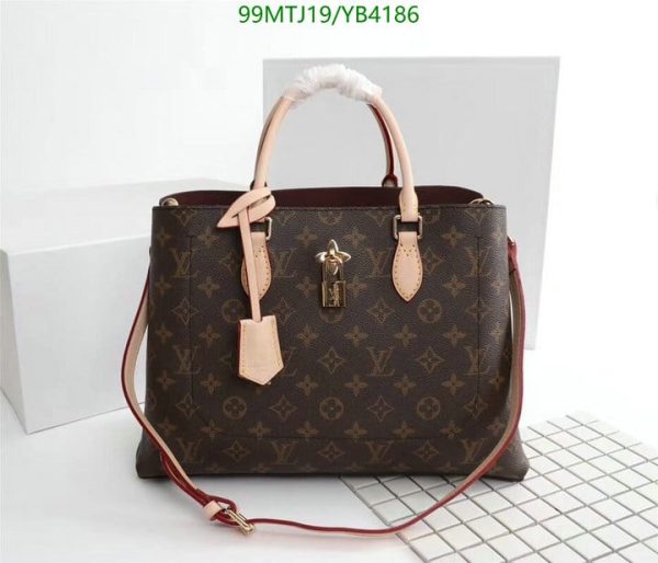 Louis Vuitton AAA+ Replica Sag Plat BB Bag YB41868574123