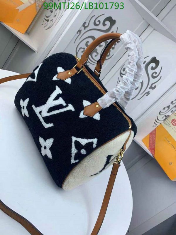 Louis Vuitton AAA+ Replica Shearling Teddy Speedy Bandouliere Bag LB10179389354