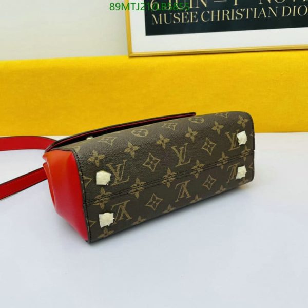 Louis Vuitton AAA+ Replica Sling bag LB58555140389