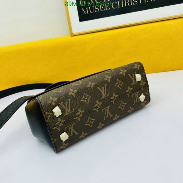 Louis Vuitton AAA+ Replica Sling bag LB58555140389