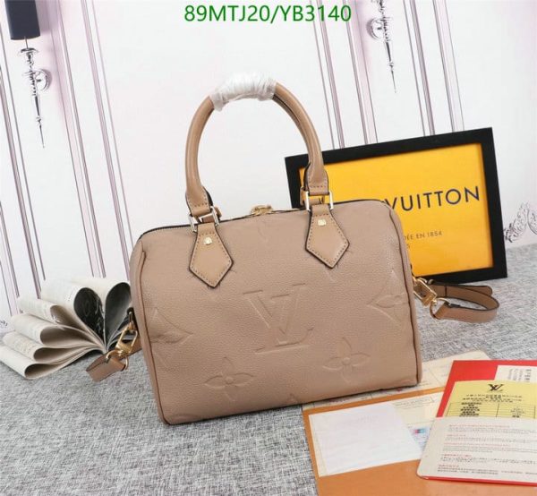 Louis Vuitton AAA+ Replica Speedy Bandouliare Leather Handbag YB31408965413