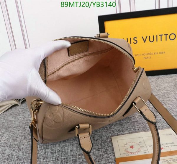 Louis Vuitton AAA+ Replica Speedy Bandouliare Leather Handbag YB31408965413