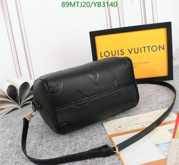 Louis Vuitton AAA+ Replica Speedy Bandouliare Leather Handbag YB31408965413