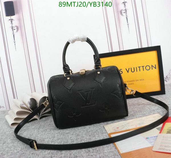 Louis Vuitton AAA+ Replica Speedy Bandouliare Leather Handbag YB31408965413